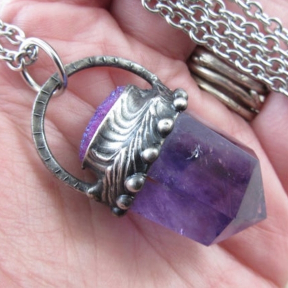 Callisto Druzy Aura Amethyst Necklace - Picture 3 of 3